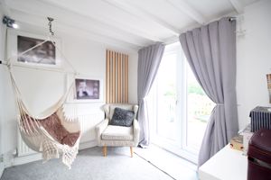 Sitting Room- click for photo gallery